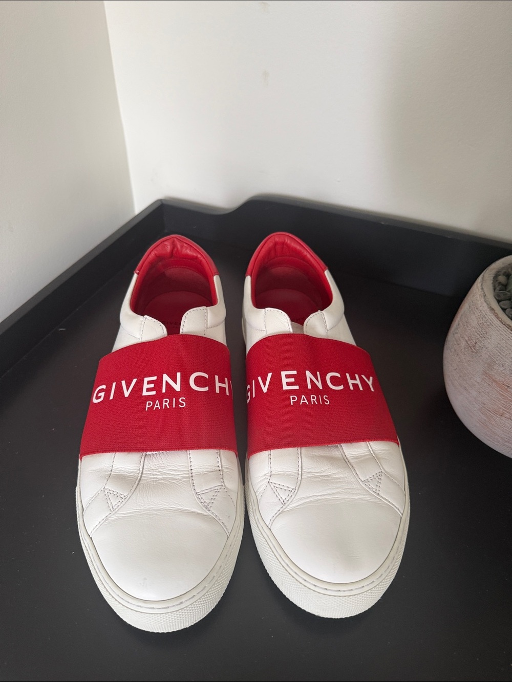 Givenchy Womens White Sneakers with Red Logo Band